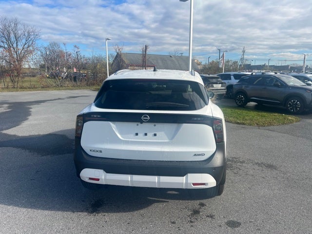 2026 Nissan Kicks SV PREMIUM, COLD WEATHER PACKAGE