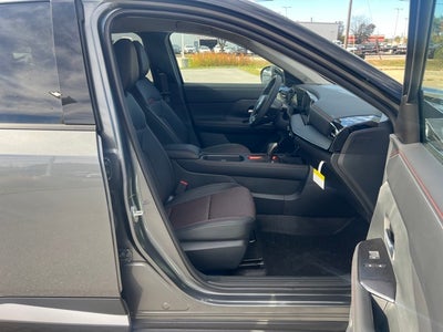 2026 Nissan Kicks SR COLD WEATHER PACKAGE