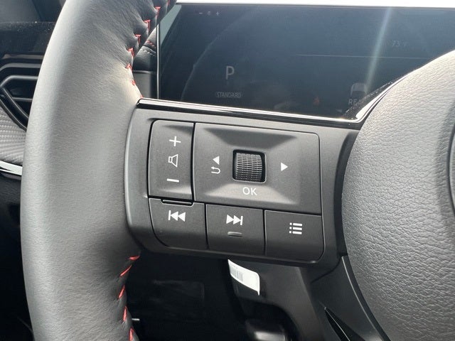 2025 Nissan Kicks SR PREMIUM PACKAGE