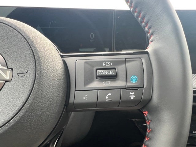 2025 Nissan Kicks SR PREMIUM PACKAGE