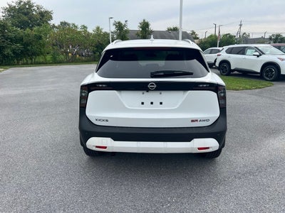 2025 Nissan Kicks SR PREMIUM PACKAGE