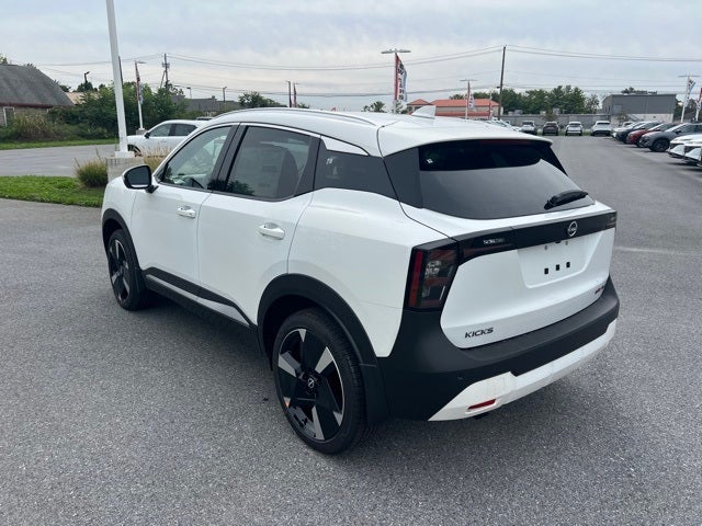 2025 Nissan Kicks SR PREMIUM PACKAGE