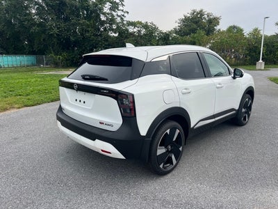 2025 Nissan Kicks SR PREMIUM PACKAGE