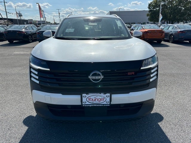 2025 Nissan Kicks SR PREMIUM PACKAGE