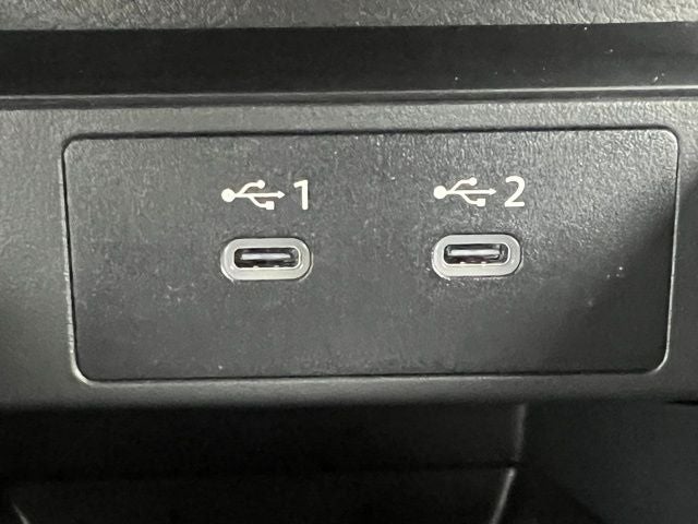 2026 Nissan Kicks SR PREMIUM, COLD WEATHER, ILLUMINATION PACKAGE