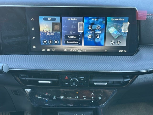 2026 Nissan Kicks SR PREMIUM, COLD WEATHER PACKAGE