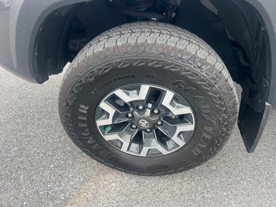 2023 Toyota Tacoma TRD Sport V6