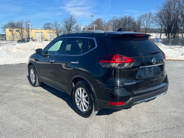 2017 Nissan Rogue SV PREMIUM PACKAGE