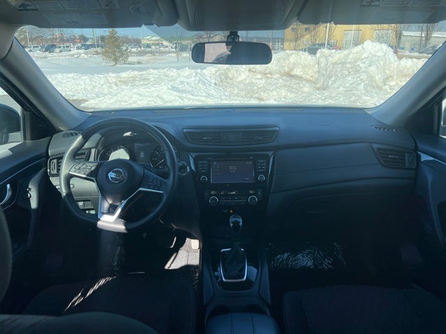 2017 Nissan Rogue SV PREMIUM PACKAGE