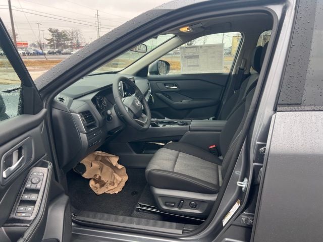 2026 Nissan Rogue SV COLD WEATHER PACKAGE