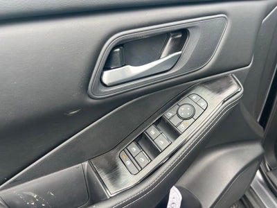 2026 Nissan Rogue SV COLD WEATHER PACKAGE