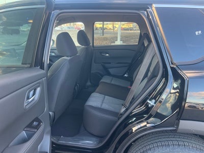 2026 Nissan Rogue SV COLD WEATHER PACKAGE