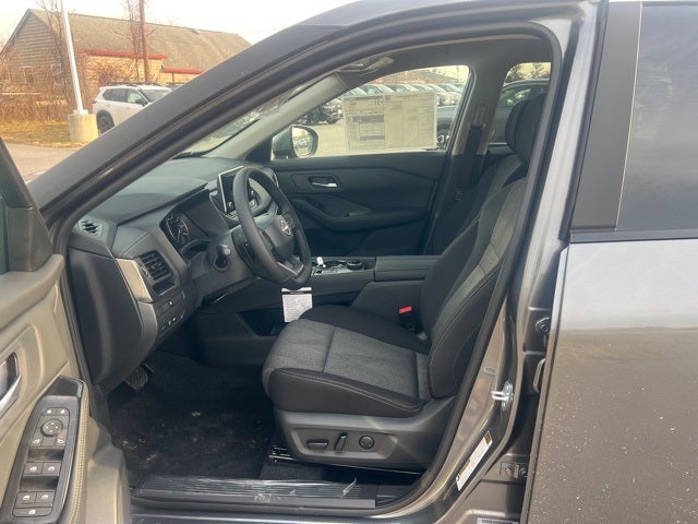 2026 Nissan Rogue SV COLD WEATHER PACKAGE