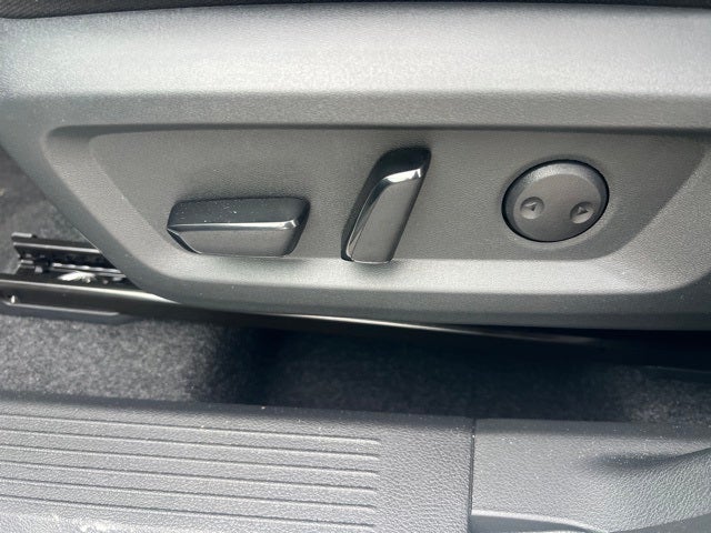 2026 Nissan Rogue SV COLD WEATHER PACKAGE