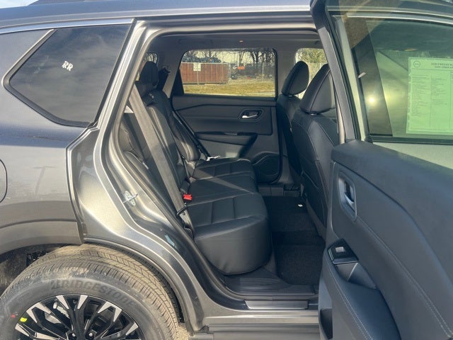 2026 Nissan Rogue Base