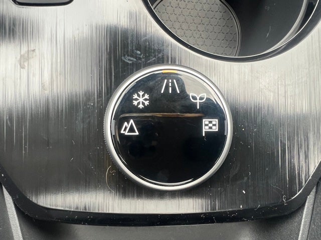 2026 Nissan Rogue SV PREMIUM, COLD WEATHER PACKAGE