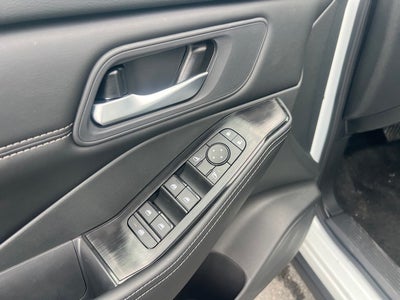 2026 Nissan Rogue SV PREMIUM, COLD WEATHER PACKAGE