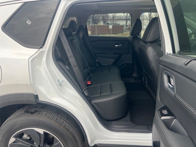 2026 Nissan Rogue SV PREMIUM, COLD WEATHER PACKAGE