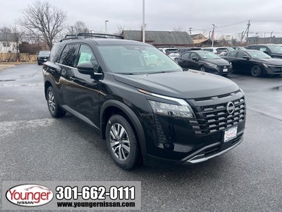 2026 Nissan Pathfinder SL