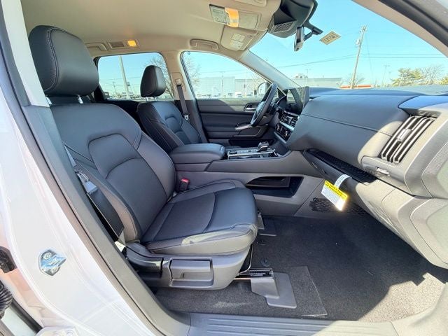 2026 Nissan Pathfinder SL CARGO PACKAGE