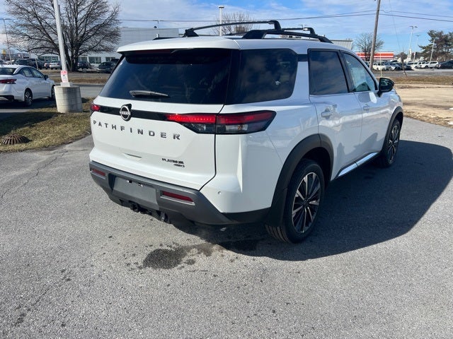 2026 Nissan Pathfinder Platinum CARGO PACKAGE