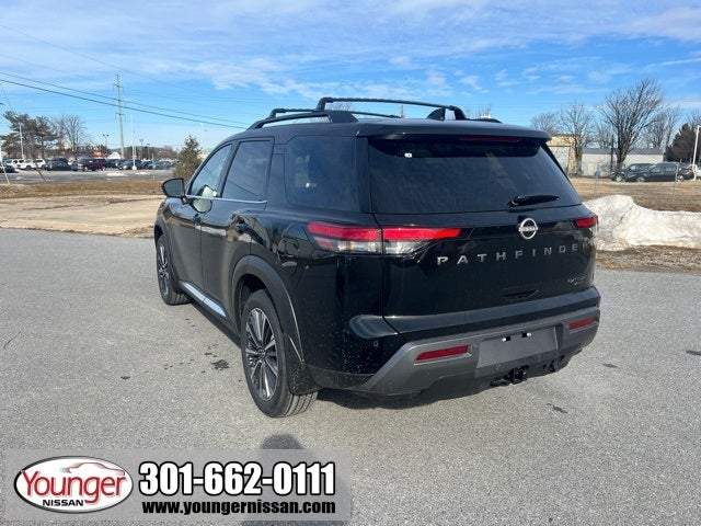 2026 Nissan Pathfinder Platinum CARGO PACKAGE