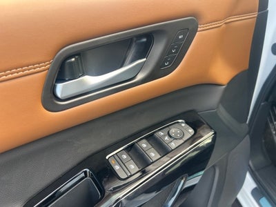 2026 Nissan Pathfinder Platinum CARGO PACKAGE