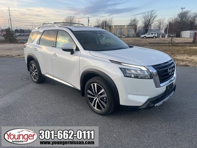 2025 Nissan Pathfinder Platinum CARGO PACKAGE
