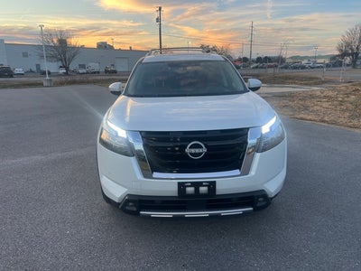 2025 Nissan Pathfinder Platinum BLACK APPEARANCE, CARGO PACKAGE