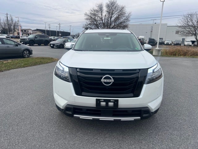 2025 Nissan Pathfinder Platinum BLACK APPEARANCE, CARGO PACKAGE