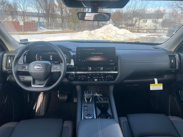 2026 Nissan Pathfinder Platinum CARGO PACKAGE