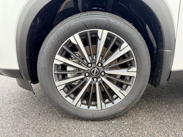 2026 Nissan Pathfinder Platinum CARGO PACKAGE