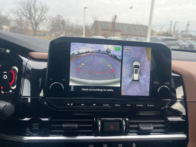 2025 Nissan Pathfinder Platinum