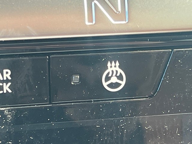 2026 Nissan Pathfinder Platinum CAPTAIN CHAIRS, CARGO PACKAGE