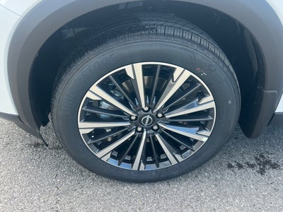 2026 Nissan Pathfinder Platinum CAPTAIN CHAIRS, CARGO PACKAGE