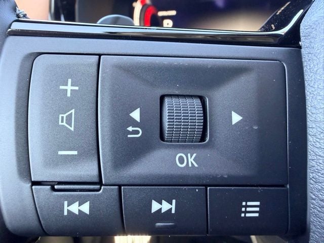 2026 Nissan Pathfinder Platinum CAPTAIN CHAIRS, CARGO PACKAGE