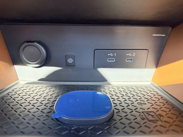 2026 Nissan Pathfinder Platinum CAPTAIN CHAIRS, CARGO PACKAGE