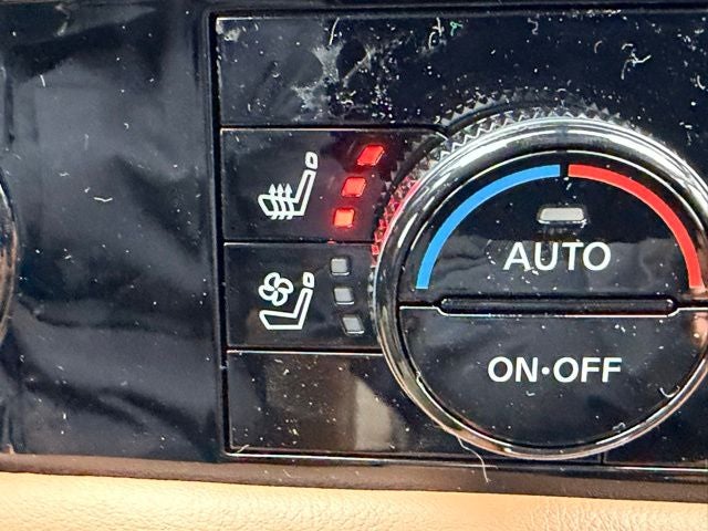 2026 Nissan Pathfinder Platinum CAPTAIN CHAIRS, CARGO PACKAGE