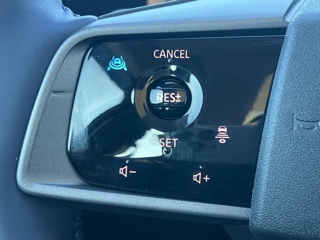 2026 Nissan LEAF PLATINUM+ CARGO, FLOOR MAT PACKAGE