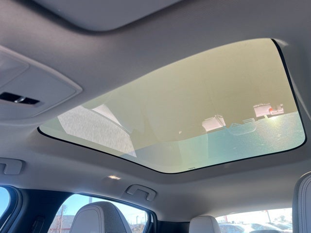 2026 Nissan LEAF PLATINUM+ CARGO, FLOOR MAT PACKAGE