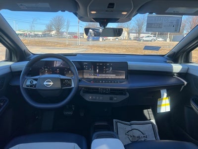 2026 Nissan LEAF PLATINUM+ CARGO, FLOOR MAT PACKAGE