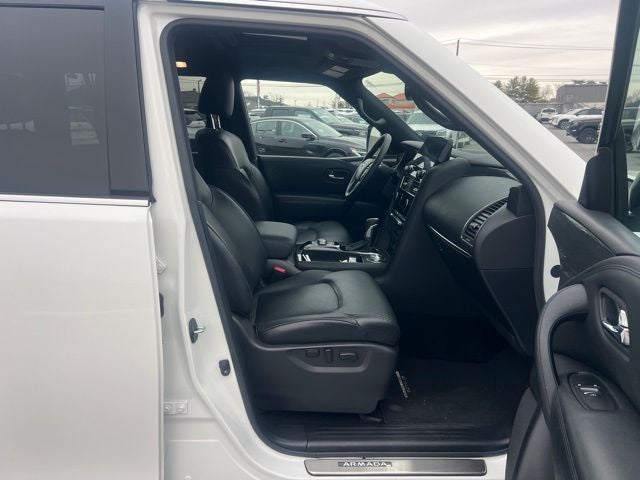 2023 Nissan Armada SL MIDNIGHT EDITION, CAPTAIN'S CHAIRS PACKAGE