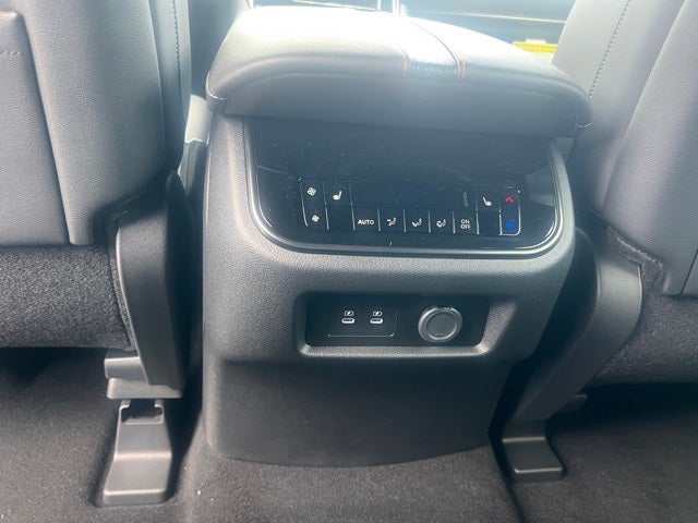 2025 Nissan Armada PRO-4X PREMIUM PACKAGE