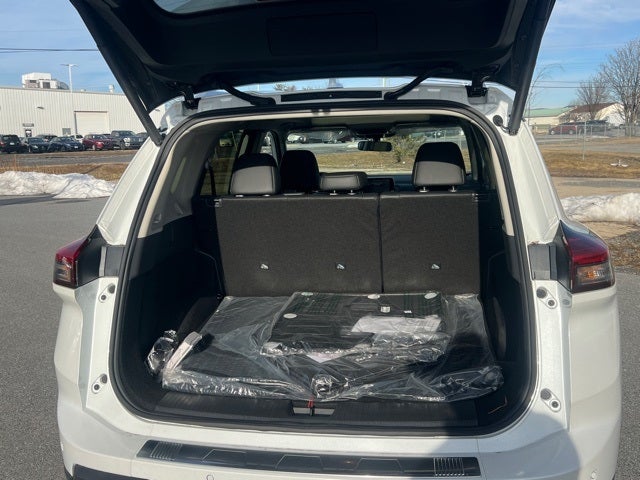 2026 Nissan Rogue SV PREMIUM, COLD WEATHER PACKAGE