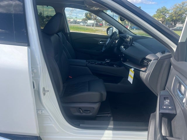 2026 Nissan Rogue Platinum PREMIUM PACKAGE