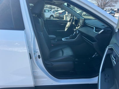 2019 Toyota RAV4 XLE Premium