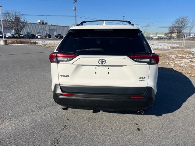 2019 Toyota RAV4 XLE Premium
