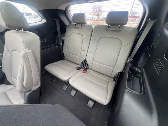 2017 Hyundai Santa Fe Limited Ultimate Ultimate Tech Package