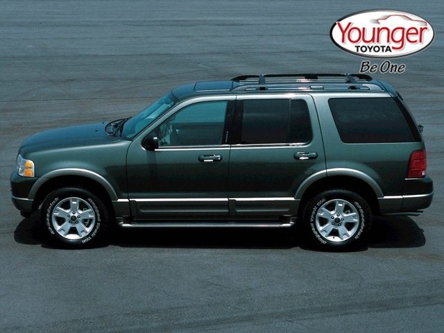 2004 Ford Explorer XLT