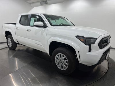 2025 Toyota Tacoma 2WD SR5